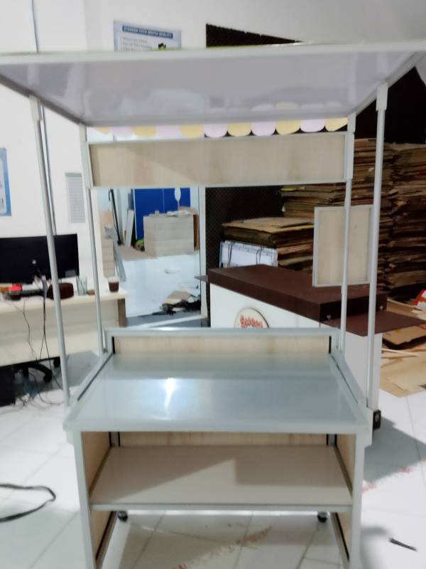 Finishing 5 260504G9YEUTH5